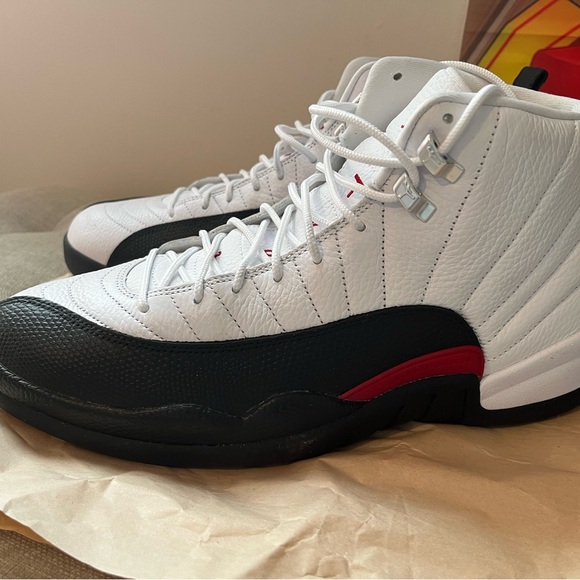 Jordan Men White and Black Sneakers with Red Accents - Picture 5 of 12